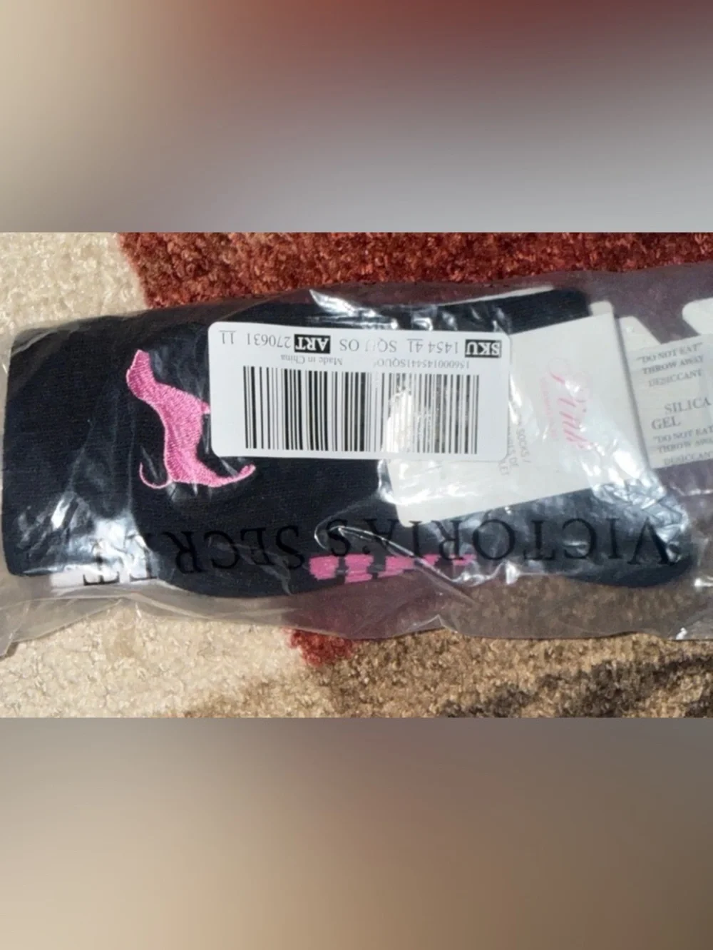 PINK Victoria's Secret “Pink Dog” Black and White Crew Socks 2-Pack- NWT
